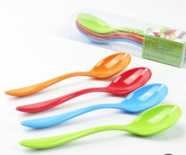 كيس معالق بلاستيك مستورد كبيرة 6ق